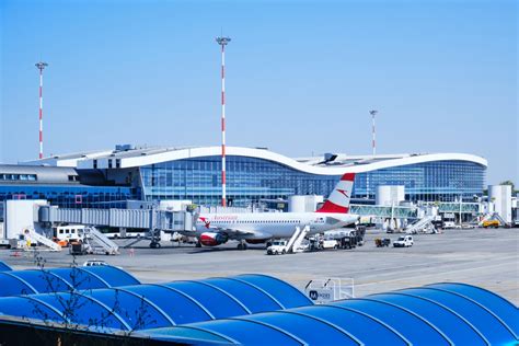 bucharest airport iata code|Bucharest Airport (OTP) .
